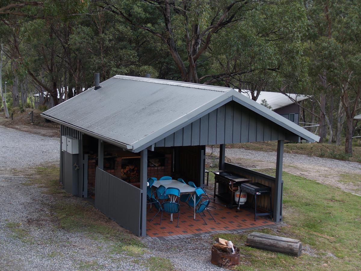 Craggy Peaks Wilderness Cabins Rossarden Exterior foto